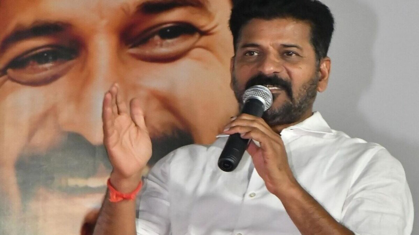 CM Revanth Reddy IE Powerful List : సీఎం రేవంత్ రెడ్డి అరుదైన ఘనత, దేశంలో 100 పవర్ ఫుల్ పర్సన్స్ జాబితాలో స్థానం!