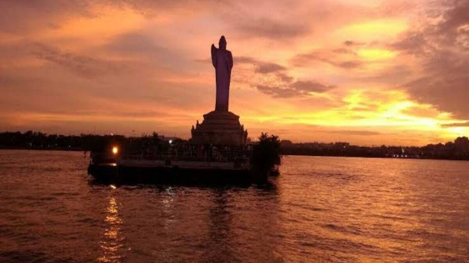 Hussain Sagar Lazar Show :హుస్సేన్ సాగర్ అలలపై కోహినూర్ కథ, హైదరాబాద్ లో మరో టూరిస్ట్ అట్రాక్షన్