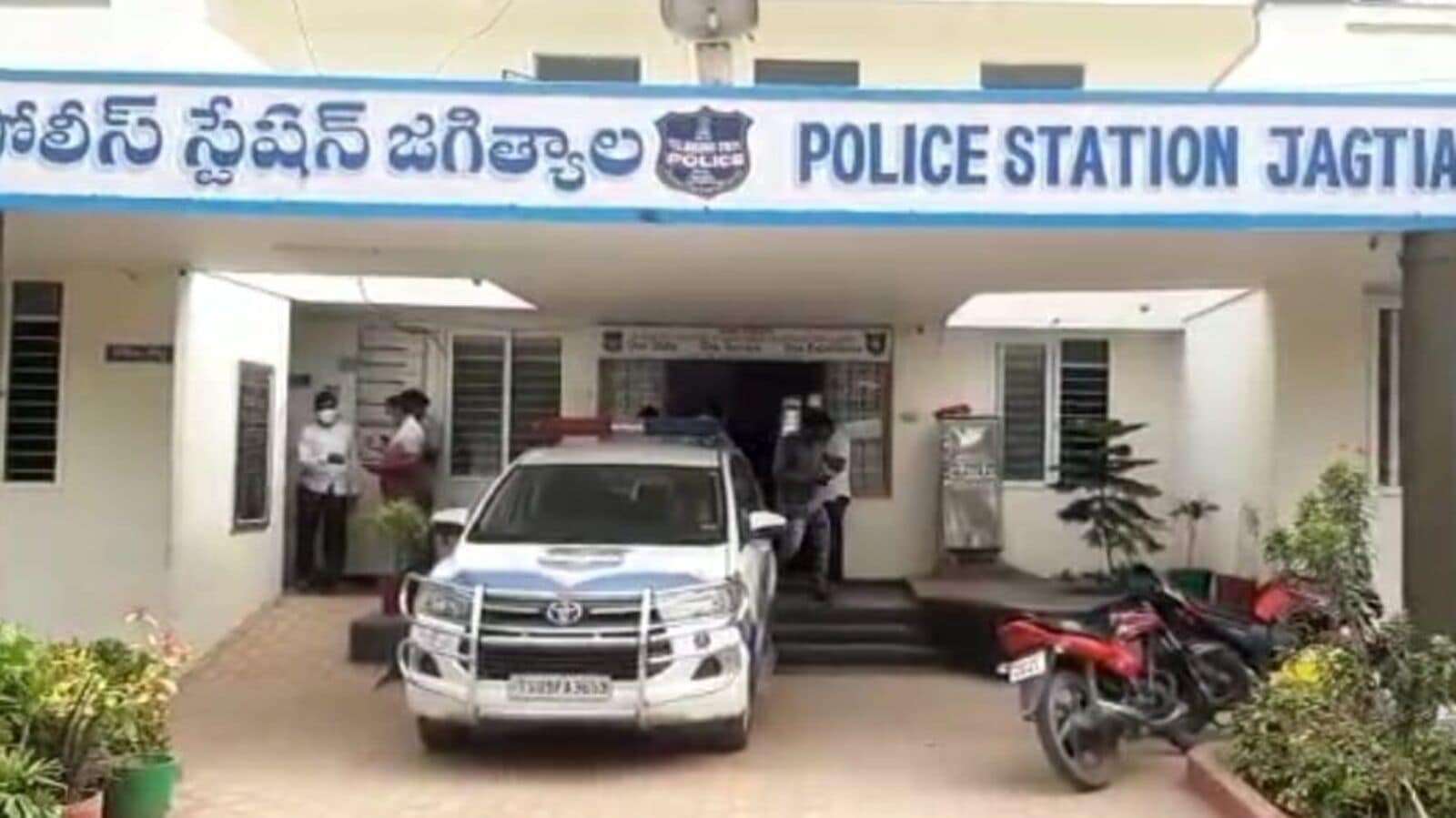 Jagtial District : జగిత్యాలలో 'గంజాయి మత్తు' కలకలం..! తెర వెనక సెక్స్ రాకెట్...?