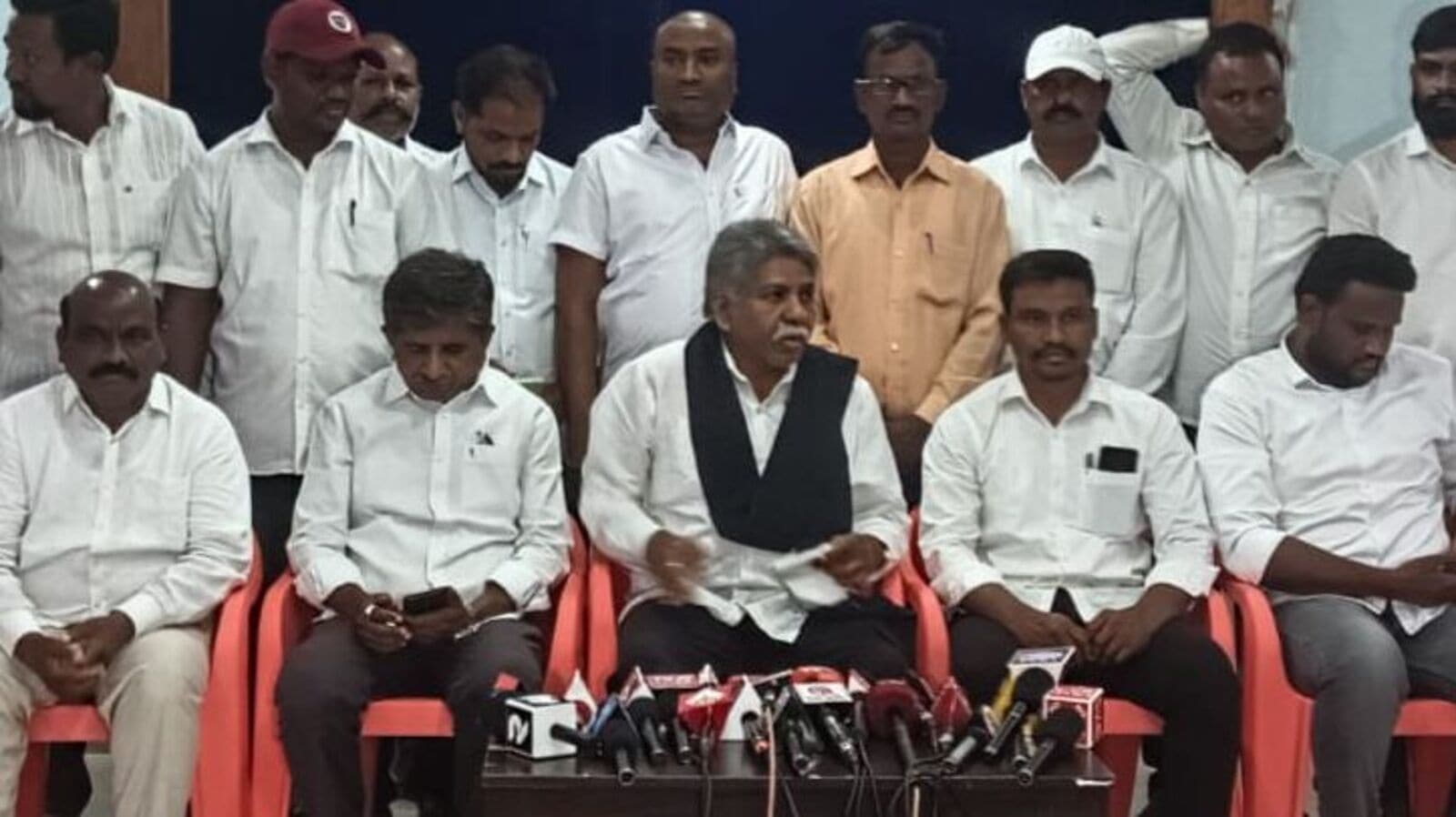 Manda Krishna : మాదిగలను అణగదొక్కుతున్నారు.. ఆ నేతల ఓటమికి కడియం శ్రీహరే కారణం & మందకృష్ణ