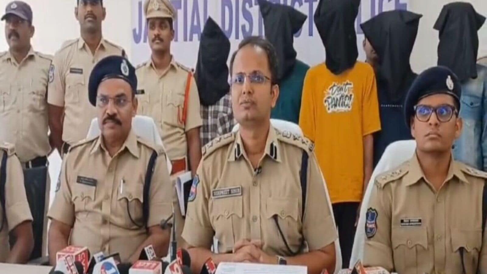 Jagtial Ganja Case : జల్సాల కోసం గంజాయి సప్లై& జగిత్యాలలో ముఠా అరెస్ట్!