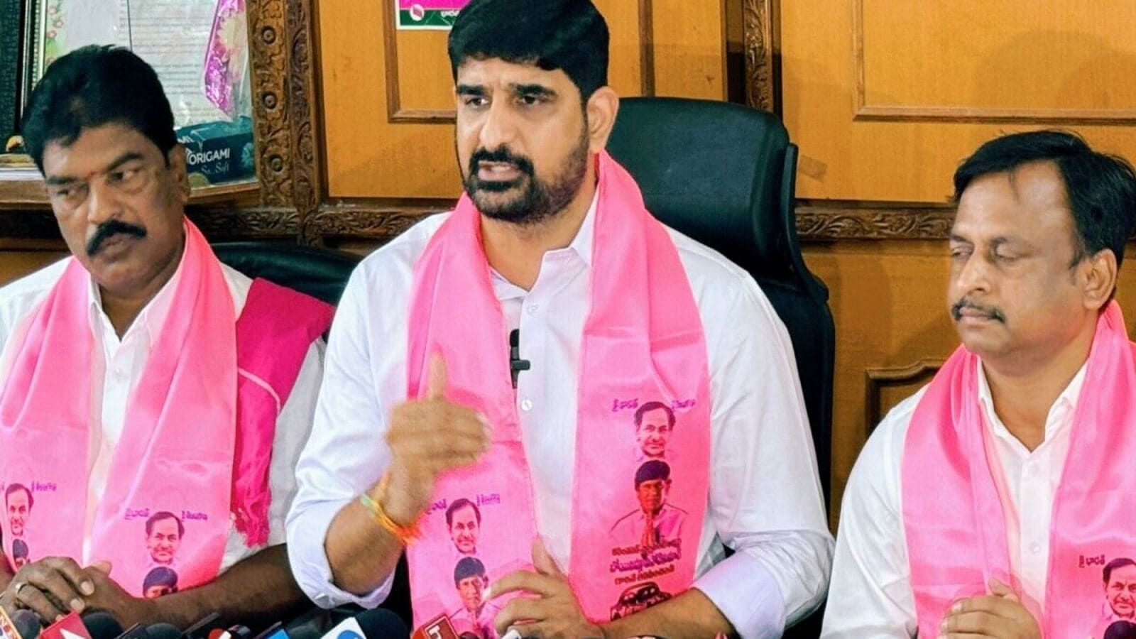 Ponnam Vs Padi Kaushik Reddy : పొన్నం ఆవేశం స్టార్, బూతుపురాణం ఏడో గ్యారంటీ& ఎమ్మెల్యే పాడి కౌశిక్ రెడ్డి