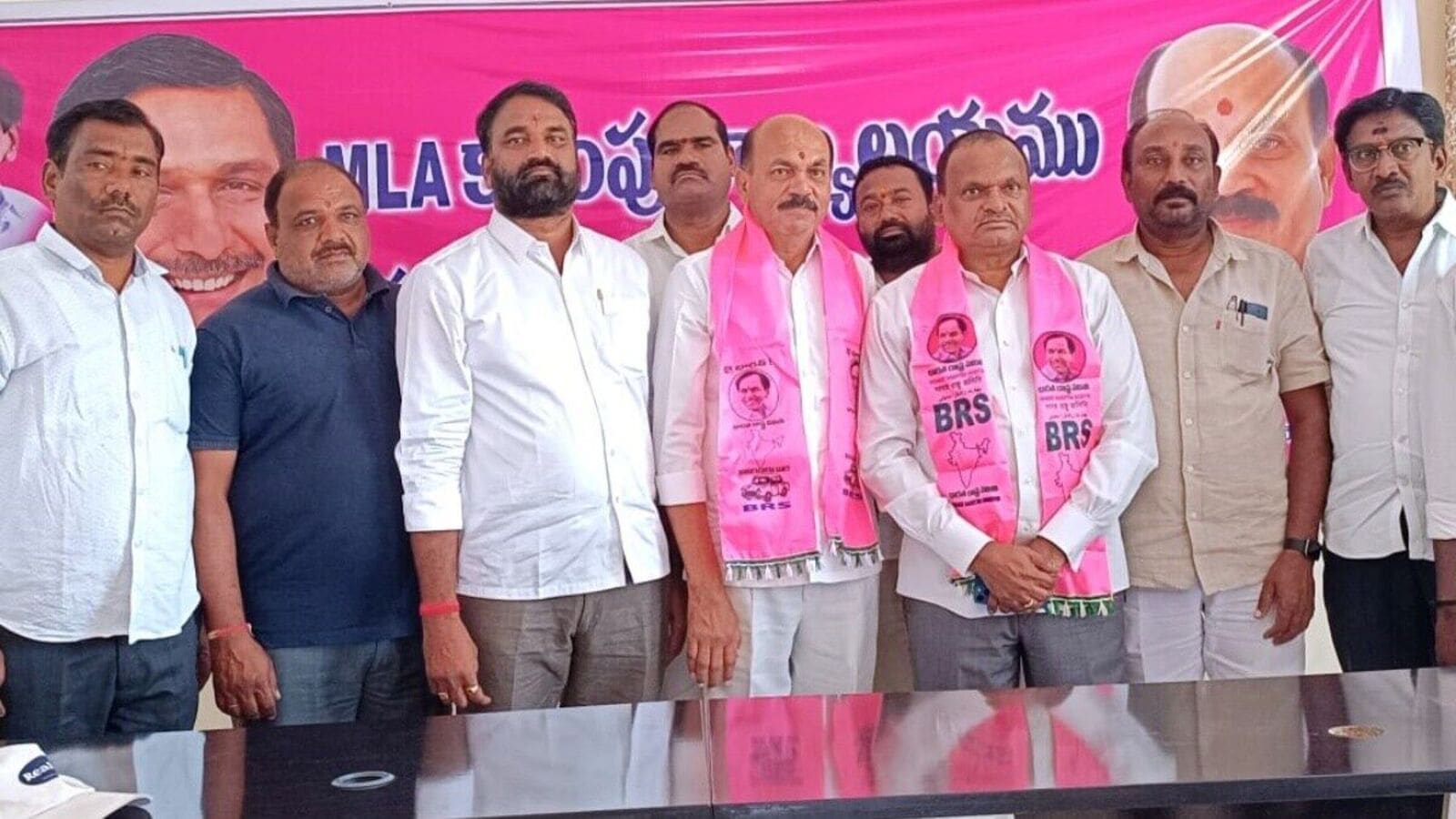 Medak Politics : దుబ్బాకలో చెల్లని రఘునందన్ రావు మెదక్ ఎంపీ గా ఎట్లా చెల్లుతారు& ఎమ్మెల్యే చింతా ప్రభాకర్