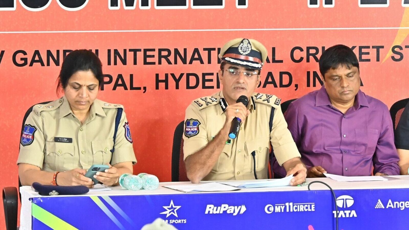 Hyd IPL traffic Diversions: ఐపిఎల్‌ మ్యాచ్‌.. హైదరాబాద్‌లో నేడు ట్రాఫిక్ ఆంక్షలు.. మూడు గంటల ముందే స్టేడియంలోకి ఎంట్రీ..