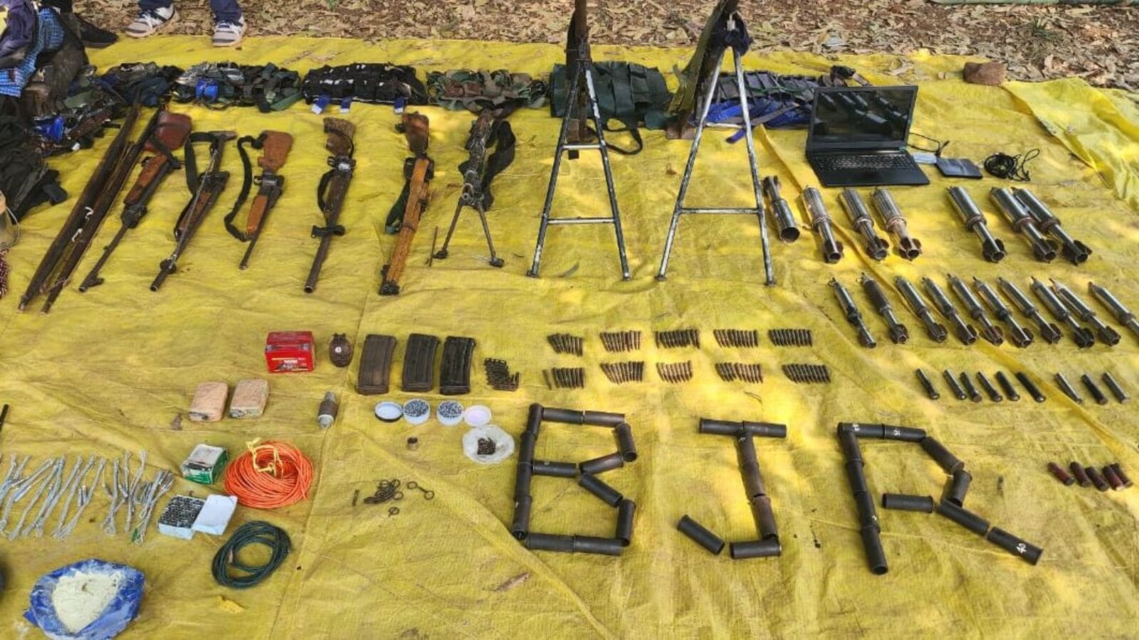 Bijapur Encounter : దండకారణ్యంలో భారీ ఎన్ కౌంటర్ & సరిహద్దు జిల్లాల్లో తెలంగాణ పోలీసుల &apos;కూంబింగ్&apos;