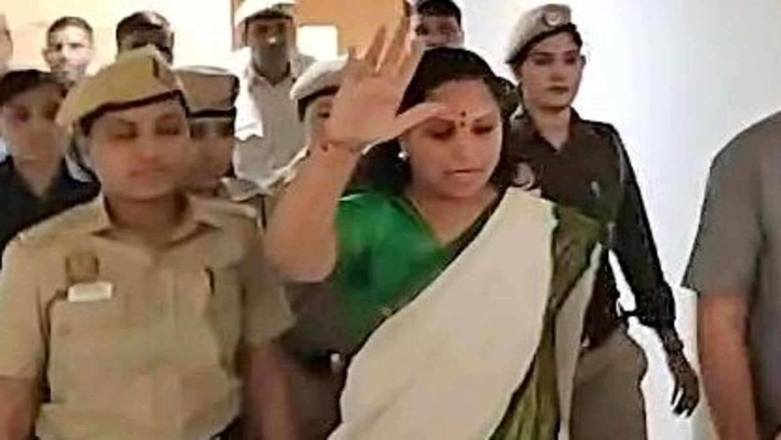 BRS MLC Kavitha: ఎమ్మెల్సీ కవితకు దక్కని ఊరట.. రిమాండ్ పొడిగింపు… కక్ష సాధింపులపై లేఖ విడుదల చేసిన కవిత