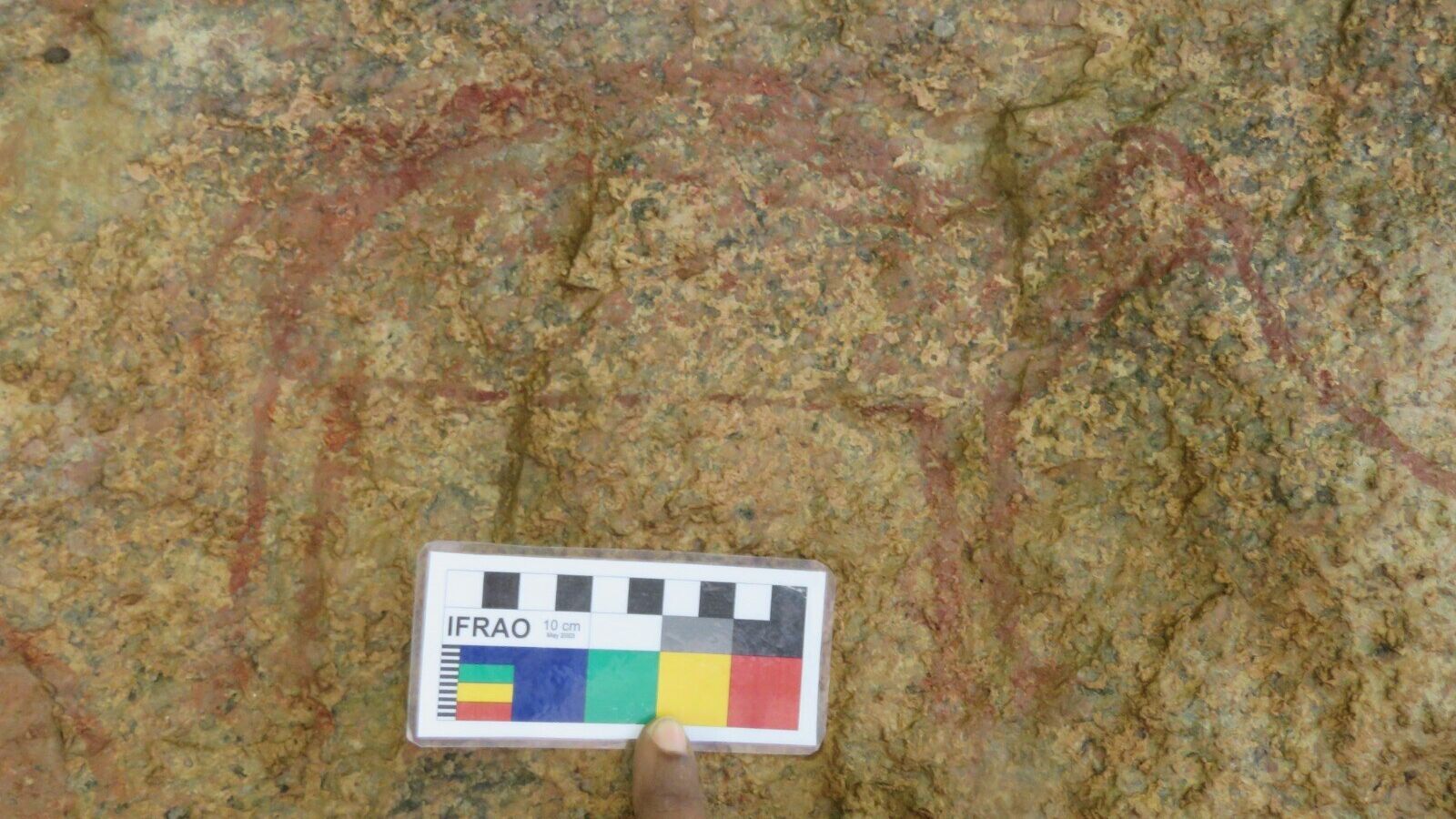 Rock Paintings in Medak : రియల్ ఎస్టేట్ ఎఫెక్ట్..! కనుమరుగవుతున్న గుండ్లపోచంపల్లి పురాతన రాతి చిత్రాలు