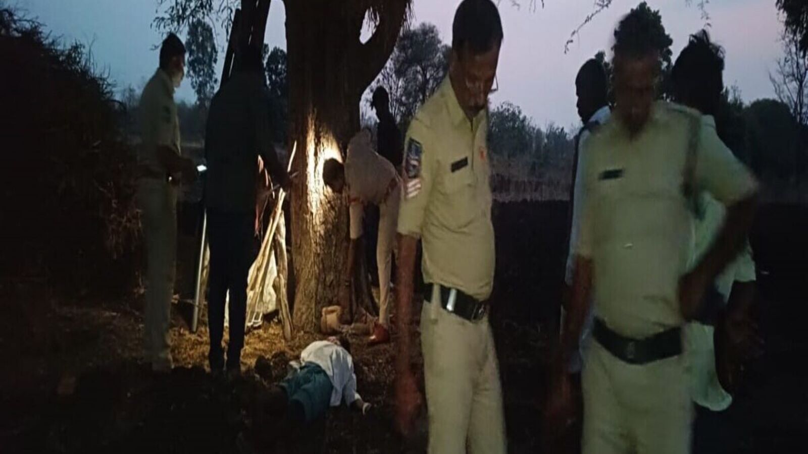 Sangareddy Crime : సంగారెడ్డిలో దారుణం, ఓ వ్యక్తిని హత్య చేసి పొలంలో పడేసిన దుండగులు