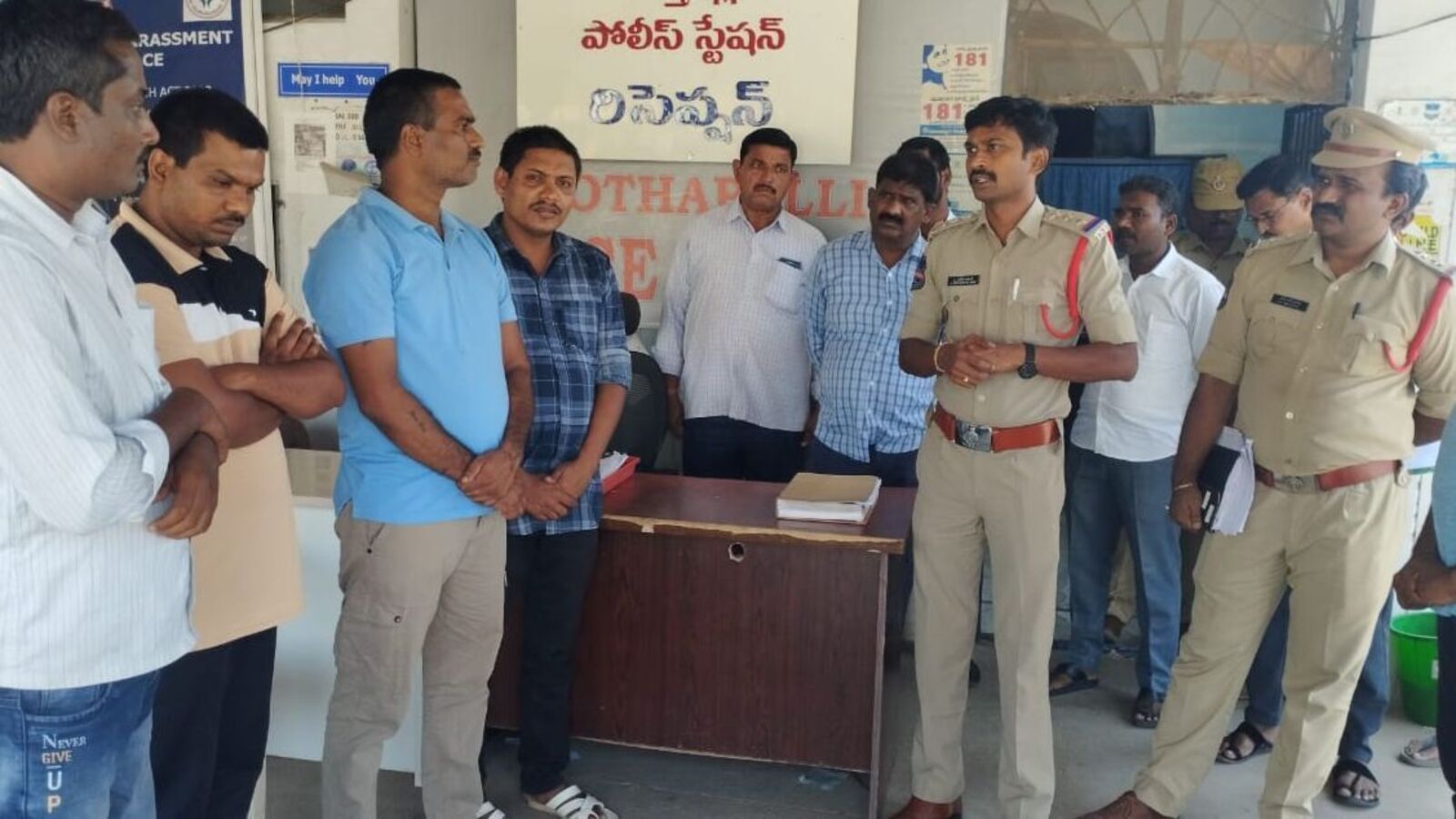 Karimnagar landgrabbers: కరీంనగర్‌ భూకబ్జాదారులపై ఉక్కుపాదం, పోలీసు కస్టడీకి 9మంది నిందితులు