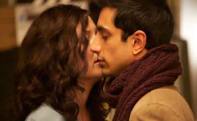 Kate Hudson and Riz Ahmed in The Reluctant Fundamentalist Kate Hudson and Riz Ahmed in The Reluctant Fundamentalist