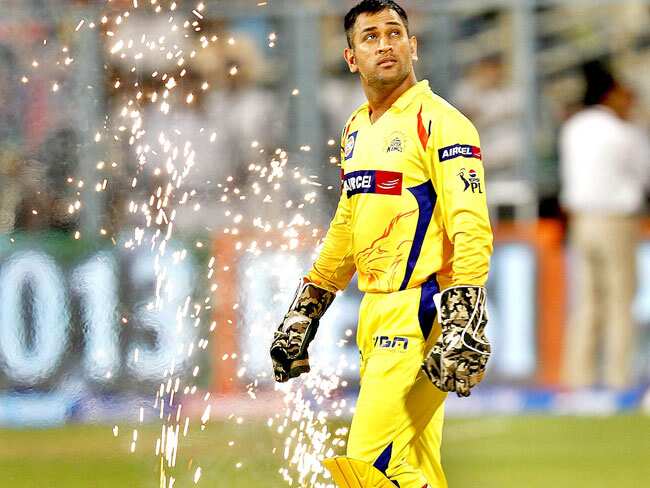 Chennai Super Kings MS Dhoni arrives at the ground for the final T20 cricket match between Chennai Super Kings and Mumbai Indians at Eden Gardens in Kolkata. (Ajay Aggarwal/HT Photo) Chennai Super Kings MS Dhoni arrives at the ground for the final T20 cricket match between Chennai Super Kings and Mumbai Indians at Eden Gardens in Kolkata. (Ajay Aggarwal/HT Photo)
