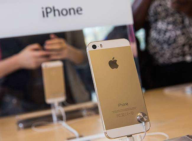 Apple Out of Gold iPhone 5S Because Asia Likes Gold