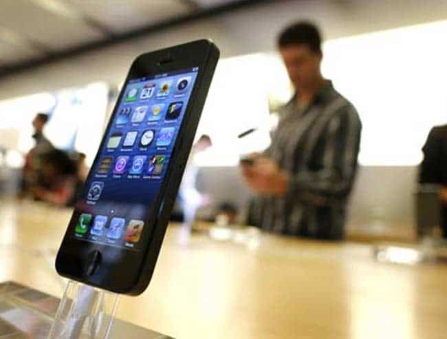 An iPhone 5 is displayed in an Apple store in central Sydney shortly after going on sale to the public. Reuters/Tim Wimborne An iPhone 5 is displayed in an Apple store in central Sydney shortly after going on sale to the public. Reuters/Tim Wimborne