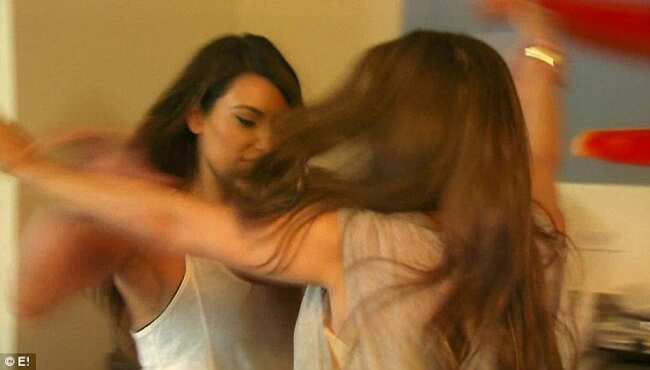 Kim-Kourtney come to fisticuffs in the new episode Kim-Kourtney come to fisticuffs in the new episode