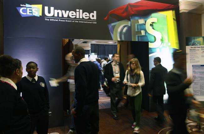Showgoers attend the opening press event, "CES Unveiled", at the Consumer Electronics Show (CES) in Las Vegas January 6, 2013. The world's largest technology conference kicks off on Monday. Reuters/Rick Wilkin) Showgoers attend the opening press event, "CES Unveiled", at the Consumer Electronics Show (CES) in Las Vegas January 6, 2013. The world's largest technology conference kicks off on Monday. Reuters/Rick Wilkin)