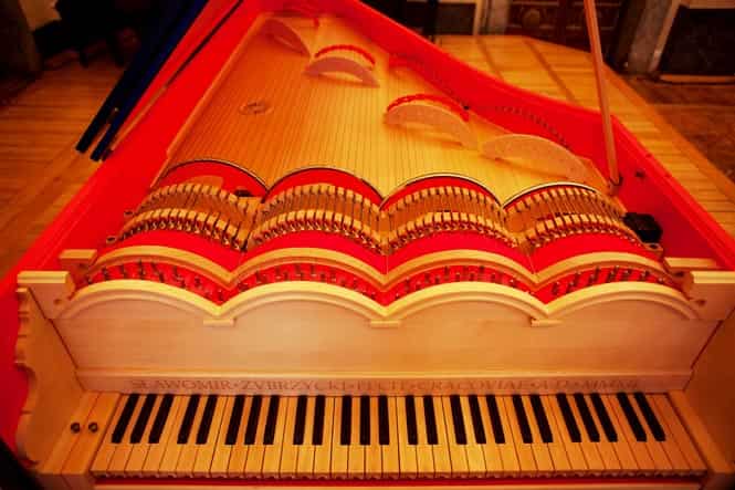 This photo taken in Krakow shows an extremely rare Viola Organista, based on a late 15th-century design by Leonardo da Vinci, built by Polish concert pianist, Slawomir Zubrzycki. (AFP Photo)
</div) This photo taken in Krakow shows an extremely rare Viola Organista, based on a late 15th-century design by Leonardo da Vinci, built by Polish concert pianist, Slawomir Zubrzycki. (AFP Photo)
</div)