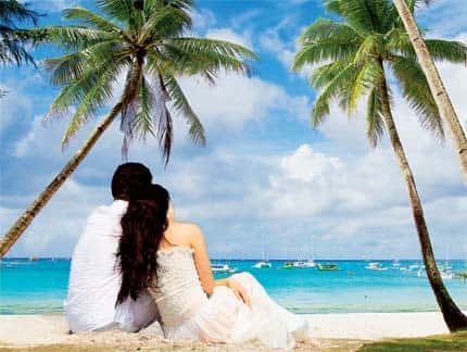 Rightfully yours: Couples on honeymoons don't even know that they are entitled to discounts and freebies Rightfully yours: Couples on honeymoons don't even know that they are entitled to discounts and freebies