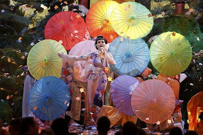 Katy Perry performs at AMAs.