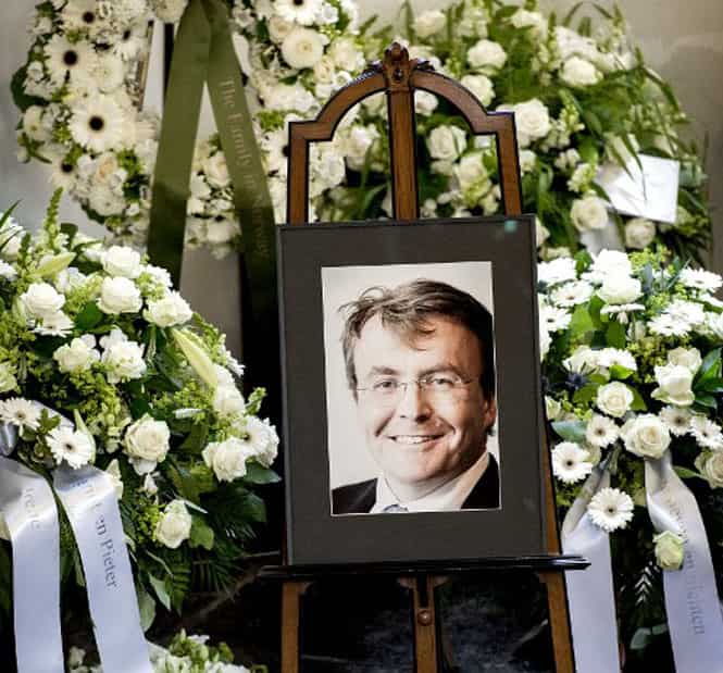 The coffin and a photo of Prince Friso during the funeral service at the Stulp Church in Lage Vuursche in Baarn, The Netherlands. (AFP Photo)