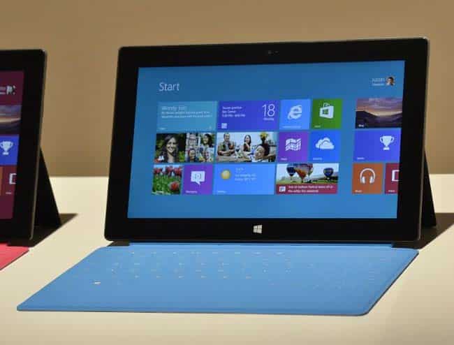 Microsoft's new tablet SURFACE shown during the press conference in Milky Studios, California. Photo: AFP/Joe Klamar Microsoft's new tablet SURFACE shown during the press conference in Milky Studios, California. Photo: AFP/Joe Klamar