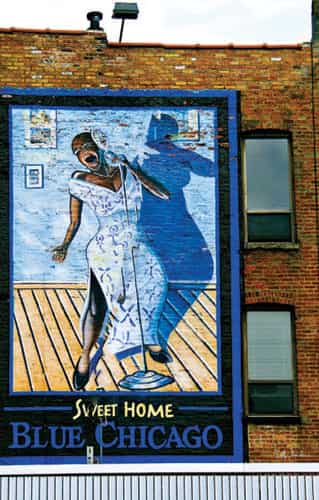For your leisure only: A trip to Chicago is incomplete till you visit at least one blues club. We recommend Blue Chicago (Photo: cc/Seth Anderson) For your leisure only: A trip to Chicago is incomplete till you visit at least one blues club. We recommend Blue Chicago (Photo: cc/Seth Anderson)