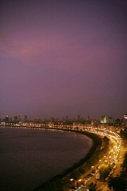 ALWAYS POPULAR: Marine Drive is a popular location to capture the bustle of city life ALWAYS POPULAR: Marine Drive is a popular location to capture the bustle of city life