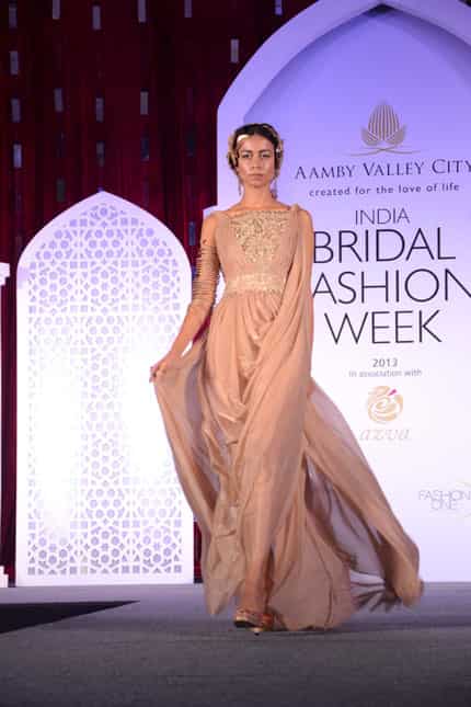 Model showcasing Suneet Varma's creation Model showcasing Suneet Varma's creation