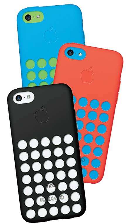 The happy round cutouts in the cover trim the legendary iPhone inscription at the back into ‘hon’ The happy round cutouts in the cover trim the legendary iPhone inscription at the back into ‘hon’