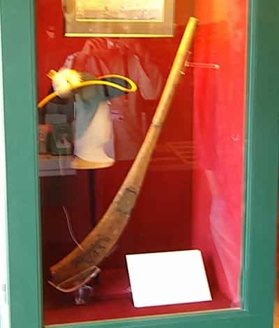 Addington bat of 1743, kept at the New Zealand Cricket Museum at the Basin Reserve in Wellington. (HT Photo/N Ananthanarayanan) 
</div)
