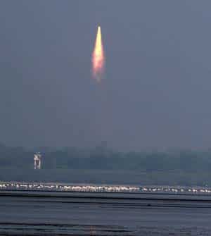 India successfully launched rejuvenated indigenous cryogenic engine- fitted GSLV-D5 carrying communication satellite GSAT-14 at Sriharikota in Andra Pradesh. (PTI)</font></em></strong>
</div) India successfully launched rejuvenated indigenous cryogenic engine- fitted GSLV-D5 carrying communication satellite GSAT-14 at Sriharikota in Andra Pradesh. (PTI)</font></em></strong>
</div)