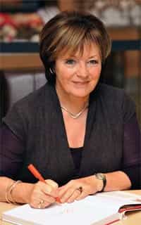 Delia Smith (above) suggests cooking the eggs on high heat for 30 secs and then on medium for a minute. </font></em></strong) Delia Smith (above) suggests cooking the eggs on high heat for 30 secs and then on medium for a minute. </font></em></strong)