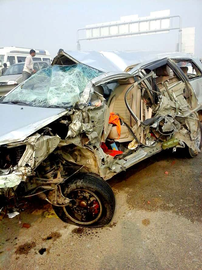 In pics: Massive 27-car pile-up on Yamuna Expressway, 2 killed | Latest ...