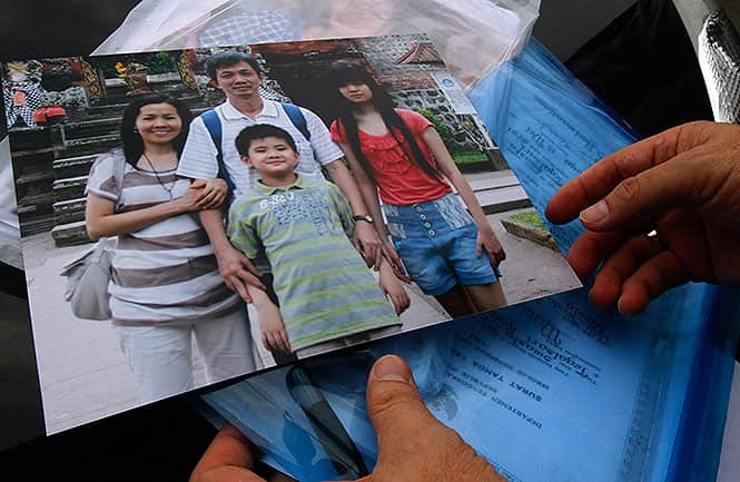 AirAsia Relatives 'surrender' To Fate Of Loved Ones | World News ...