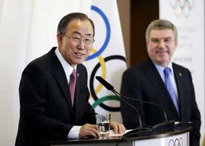 United Nations secretary-general Ban Ki-moon (L) is joined at a news conference by International Olympic Committee president Thomas Bach following Ban's address to the IOC's general assembly ahead of the Sochi Olympics. (AP Photo) </div)