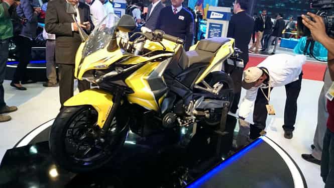 Bajaj unveiled its bike SS 400 at the 12th Auto Expo in Greater Noida on Wednesday. The expo is the biggest motoring exhibition in India. (Vivek Sinha/HT Photo) Bajaj takes the wraps off mightier Pulsars