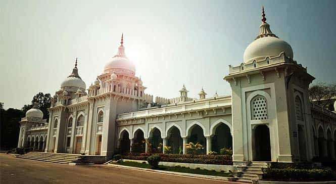 The Hyderabad Public School which produces CEOs all over the world (Source: Facebook/hpsbegumpet) The Hyderabad Public School which produces CEOs all over the world (Source: Facebook/hpsbegumpet)