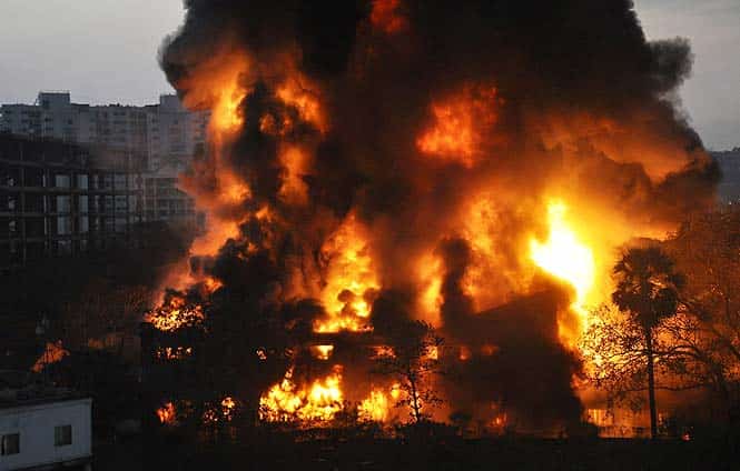 A major fire breaks out on the premises of a CEAT tyre manufacturing company in Nahur, near Bhandup in Mumbai. (Photo by A Prashant)