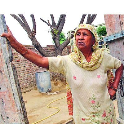 A photo of Manpreet Singh Badal’s (rival of Congress candidate Manpreet Singh Badal) mother. Badal filed his nomination for the Bathinda Lok Sabha seat. (Agencies) A photo of Manpreet Singh Badal’s (rival of Congress candidate Manpreet Singh Badal) mother. Badal filed his nomination for the Bathinda Lok Sabha seat. (Agencies)