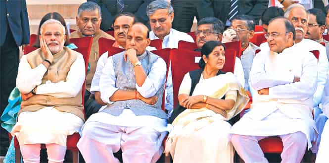 Narendra Modi (extreme left) with some of his cabinet ministers during his swearing-in ceremony as India's 15th Prime Minister at Rashtrapati Bhavan. (Ajay Aggarwal/ (HT photo) 
</div)