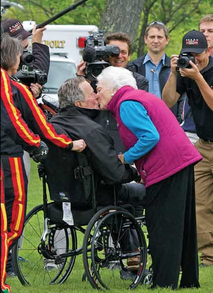 90-year-old Bush landed awkwardly on the green of his Maine ranch. 90-year-old Bush landed awkwardly on the green of his Maine ranch.