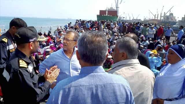MoS for external affairs Gen (retd) VK Singh with the Indian nationals after they were evacuated from Aden (Yemen) to Djibouti. PTI Phot) MoS for external affairs Gen (retd) VK Singh with the Indian nationals after they were evacuated from Aden (Yemen) to Djibouti. PTI Phot)
