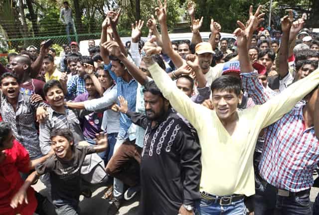 Fans celebrates outside Salman Khan's residence, after Bombay high court suspends his sentence in the 2002 hit-and-run case in Mumbai. (HT Photo/Pratham Gokhale) Fans celebrates outside Salman Khan's residence, after Bombay high court suspends his sentence in the 2002 hit-and-run case in Mumbai. (HT Photo/Pratham Gokhale)