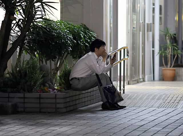 Working to death in Japan: Health warning over 'no overtime' law ...