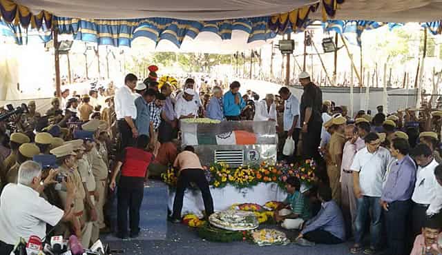 The body of the former president is placed in public for people to pay tribute in Rameshwaram on July 28, 2015. (HT Photo/Vivek Nair) The body of the former president is placed in public for people to pay tribute in Rameshwaram on July 28, 2015. (HT Photo/Vivek Nair)