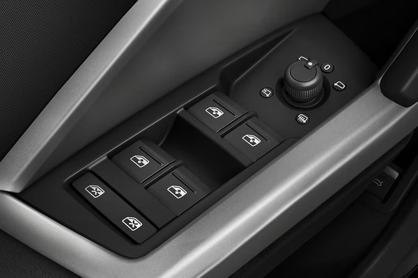 Audi Q3 Sportback Door Controls