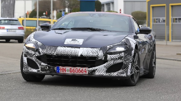 Ferrari Portofino Facelift null