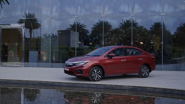 Honda City Hybrid Front Left Side
