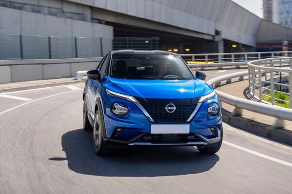 Nissan Magnite facelift debuts in this country, first to get left-hand ...