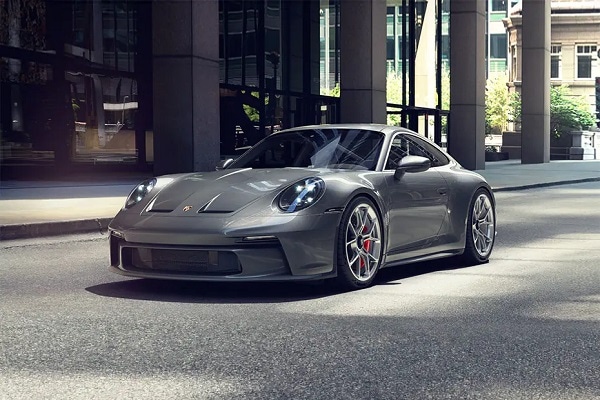 Porsche 911 to remain the last combustion model in the lineup. Details ...