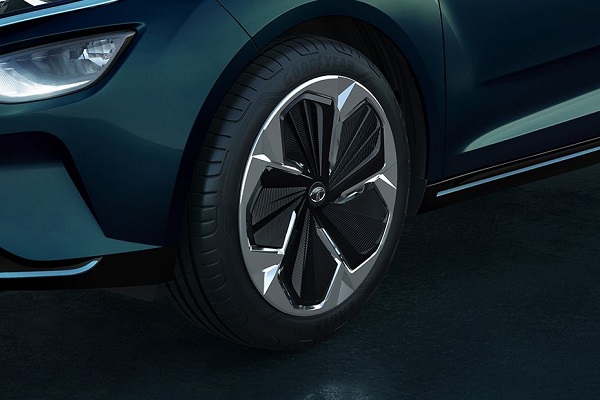 Tata Altroz EV Wheel